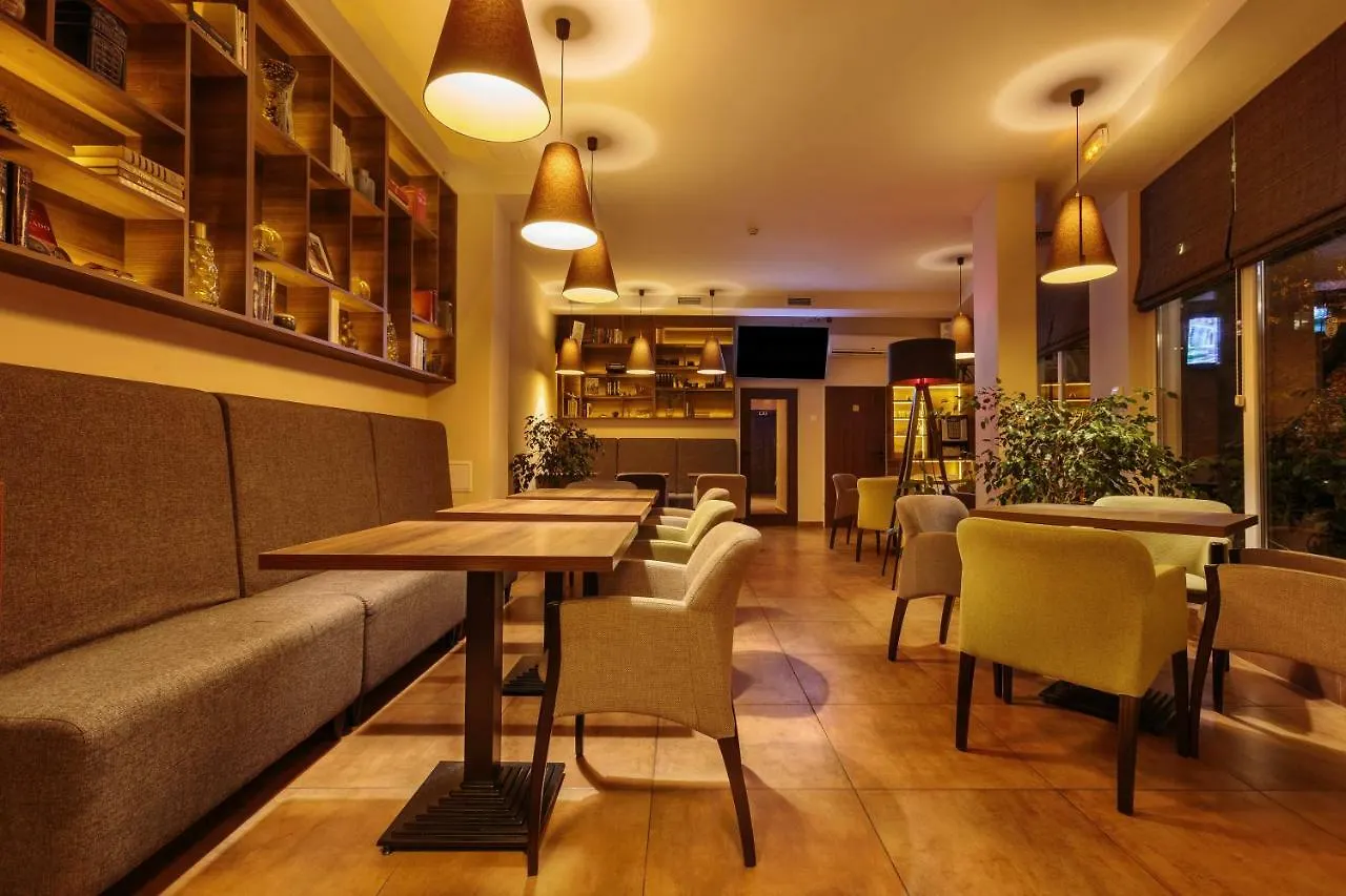 Hotel Хотел Микадо